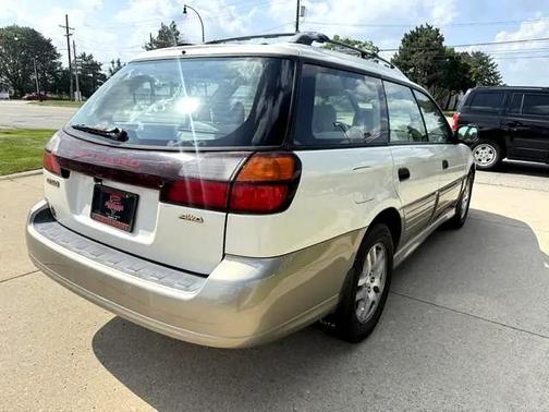 2003 Subaru Outback Base