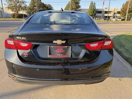 2017 Chevrolet Malibu 1LT