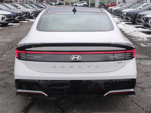 2026 Hyundai SONATA Hybrid SEL