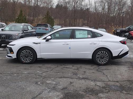 2026 Hyundai SONATA Hybrid SEL