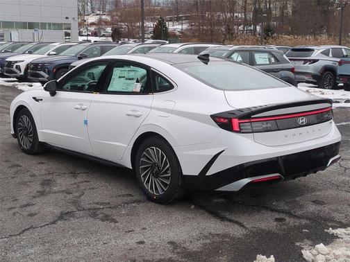 2026 Hyundai SONATA Hybrid SEL
