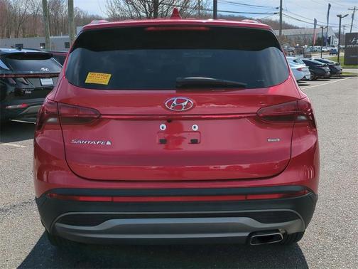 2022 Hyundai SANTA FE SE