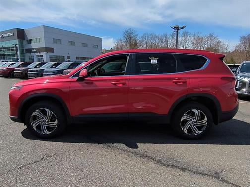 2022 Hyundai SANTA FE SE