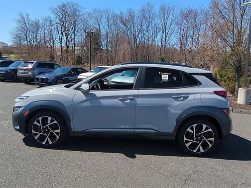 2022 Hyundai KONA Limited