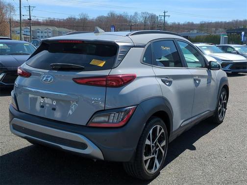 2022 Hyundai KONA Limited
