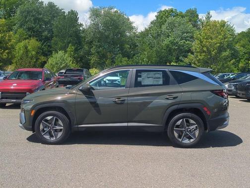 Green 2026 Hyundai TUCSON SEL