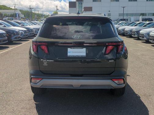 Green 2026 Hyundai TUCSON SEL