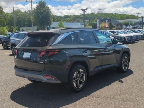 Green 2026 Hyundai TUCSON SEL