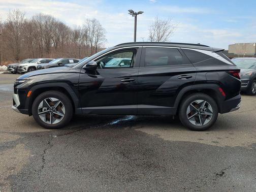 Phantom Black 2025 Hyundai TUCSON SEL