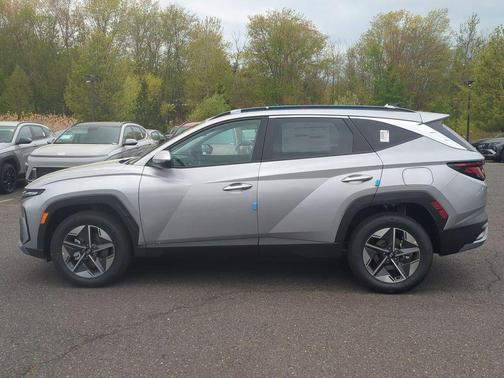 Shimmering Silver 2026 Hyundai TUCSON Hybrid SEL