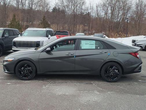 Amazon Gray 2026 Hyundai ELANTRA SEL Sport