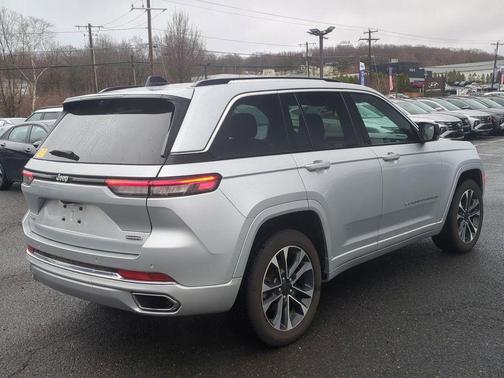2023 Jeep Grand Cherokee Overland