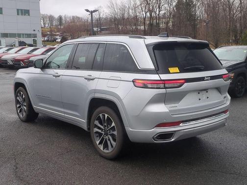 2023 Jeep Grand Cherokee Overland