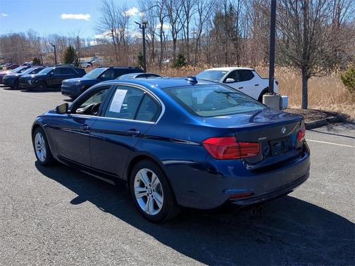 2017 BMW 330 i xDrive