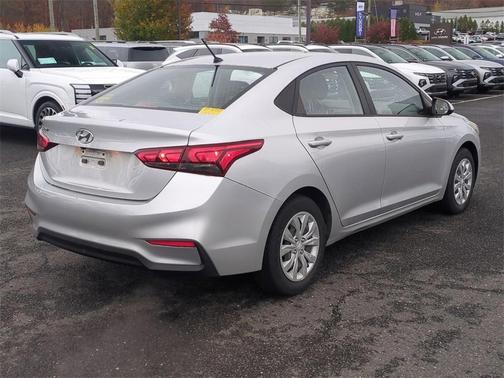 2019 Hyundai Accent SE