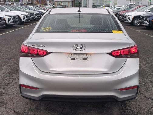 2019 Hyundai Accent SE