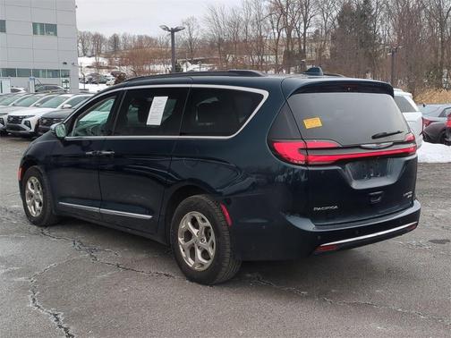 2022 Chrysler Pacifica Limited