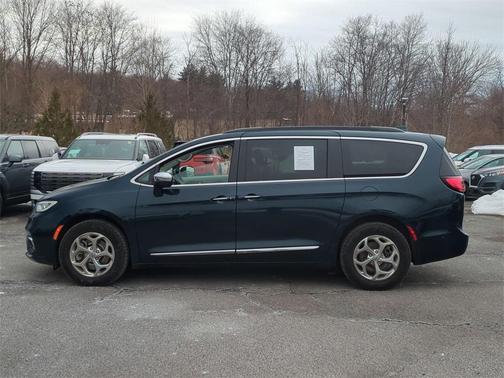 2022 Chrysler Pacifica Limited