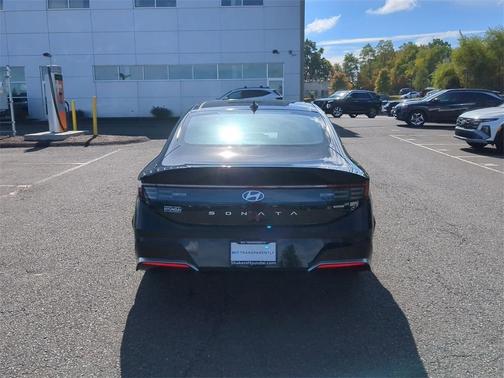 2025 Hyundai SONATA Hybrid Limited