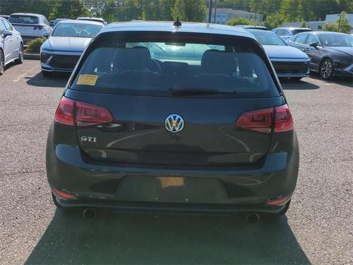 2017 Volkswagen Golf GTI S 4-Door