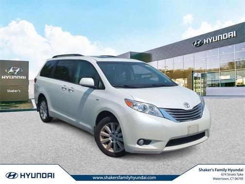 2016 Toyota Sienna XLE