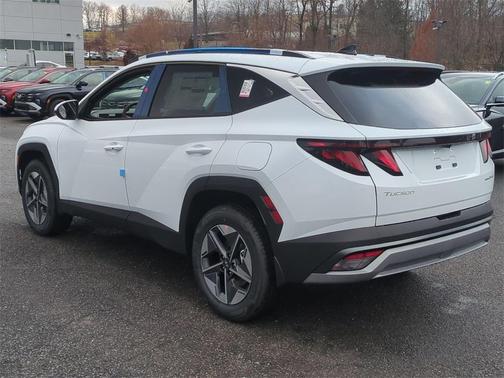 2026 Hyundai TUCSON Hybrid SEL