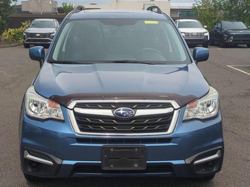 Quartz Blue Pearl 2018 Subaru Forester 2.5i Premium