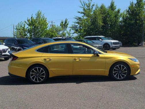 Glowing Yellow 2020 Hyundai SONATA SEL Plus