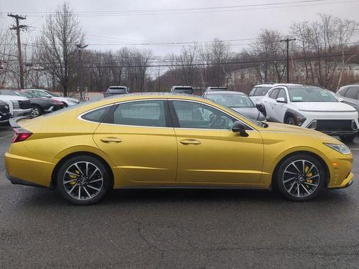 Glowing Yellow 2020 Hyundai SONATA SEL Plus