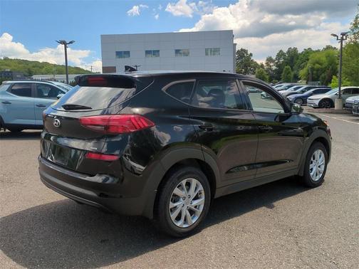 2020 Hyundai TUCSON SE