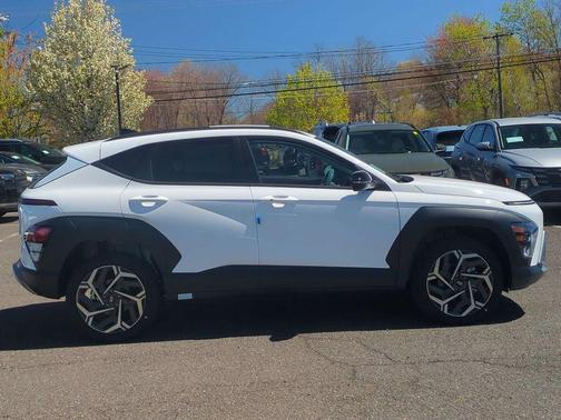 Atlas 2026 Hyundai KONA SEL Premium