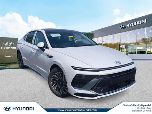 2025 Hyundai SONATA Hybrid Limited