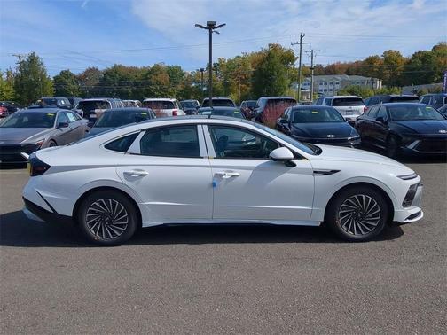 2025 Hyundai SONATA Hybrid Limited