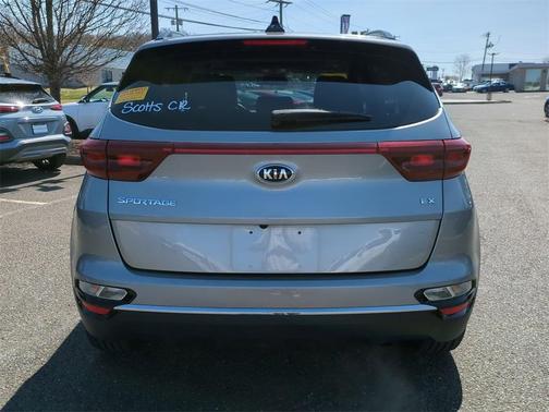 2022 Kia Sportage EX