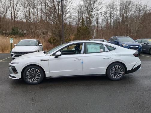 2025 Hyundai SONATA Hybrid Limited