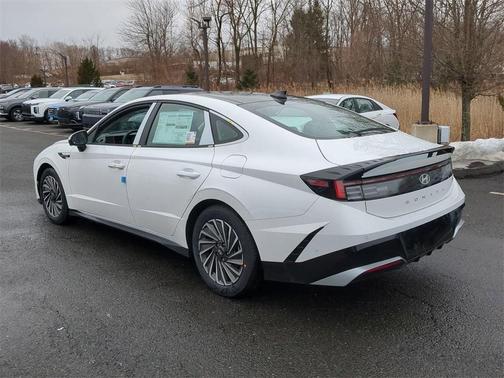 2025 Hyundai SONATA Hybrid Limited