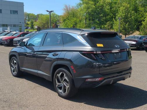 Dark Gray Metallic 2024 Hyundai TUCSON Limited