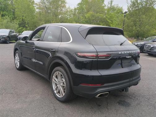 2021 Porsche Cayenne Base