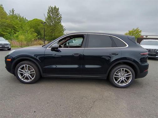 2021 Porsche Cayenne Base