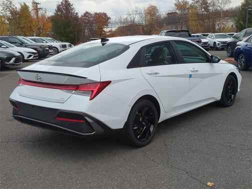 2026 Hyundai ELANTRA HEV SEL Sport