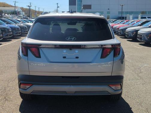 Shimmering Silver 2026 Hyundai TUCSON Hybrid SEL