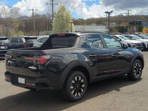 Phantom Black 2026 Hyundai SANTA CRUZ SEL