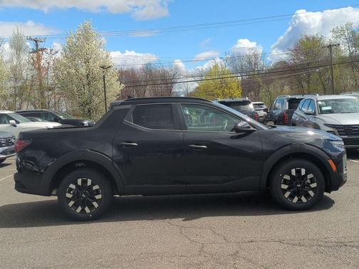 Phantom Black 2026 Hyundai SANTA CRUZ SEL
