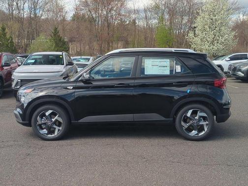 Onyx Black 2026 Hyundai VENUE SEL