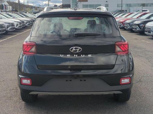 Onyx Black 2026 Hyundai VENUE SEL