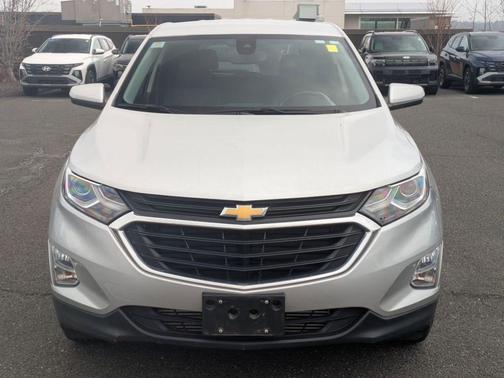Silver Ice Metallic 2021 Chevrolet Equinox 1LT