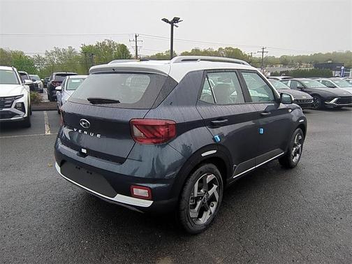2025 Hyundai VENUE Limited