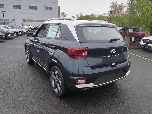 2025 Hyundai VENUE Limited