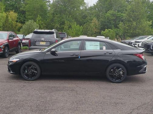 Black 2026 Hyundai ELANTRA SEL SPORT PREMIUM