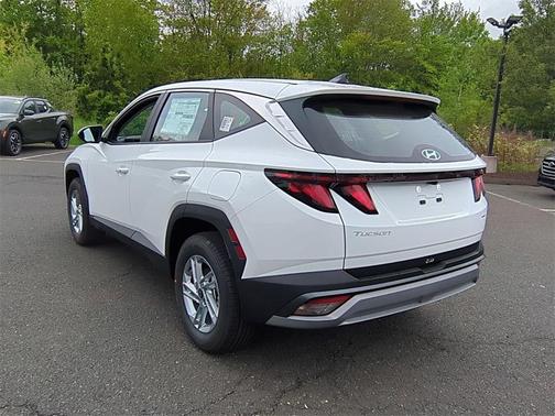 2025 Hyundai TUCSON SE